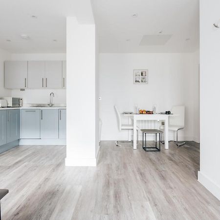 Contemporary Two Bedroom Duplex - Secluded Residence With Parking In A Prime Central Location Bournemouth Exterior foto