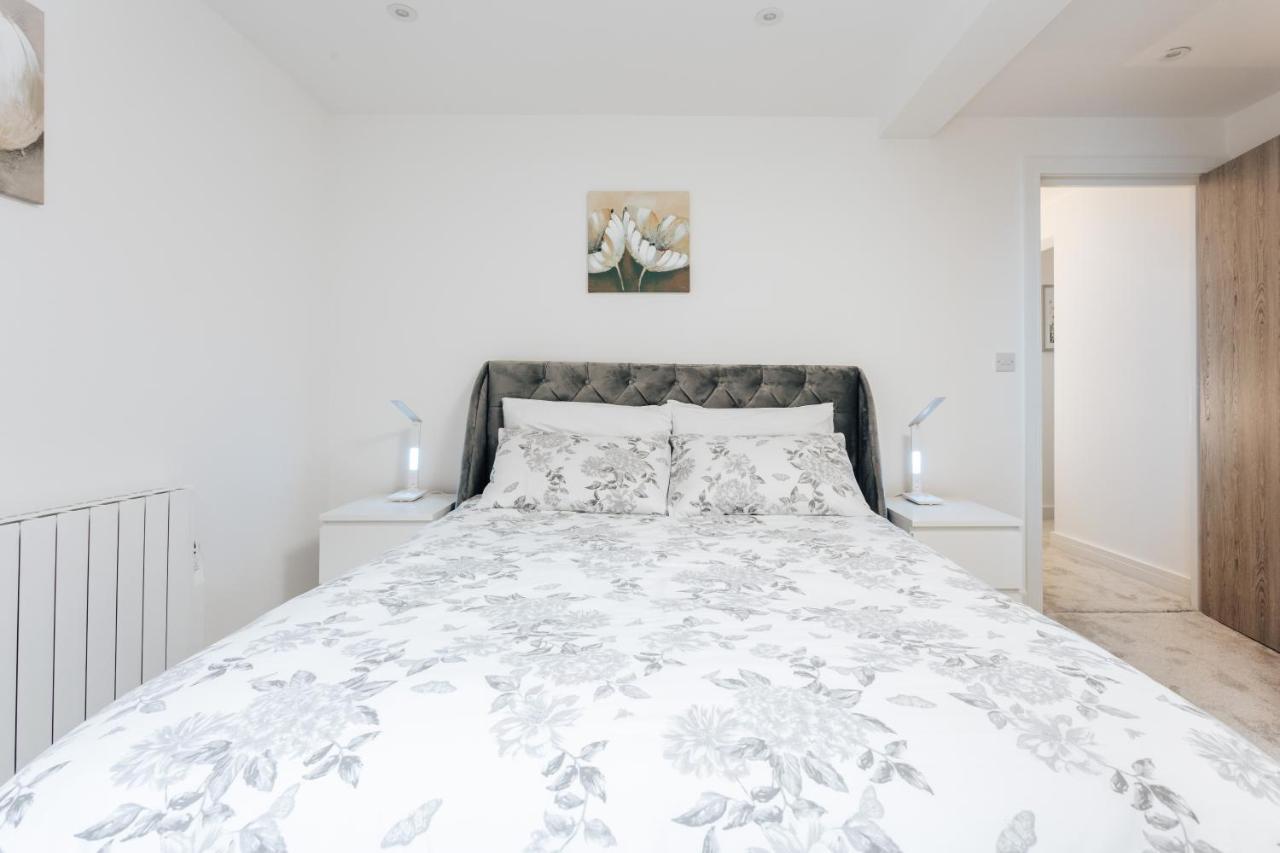 Contemporary Two Bedroom Duplex - Secluded Residence With Parking In A Prime Central Location Bournemouth Exterior foto